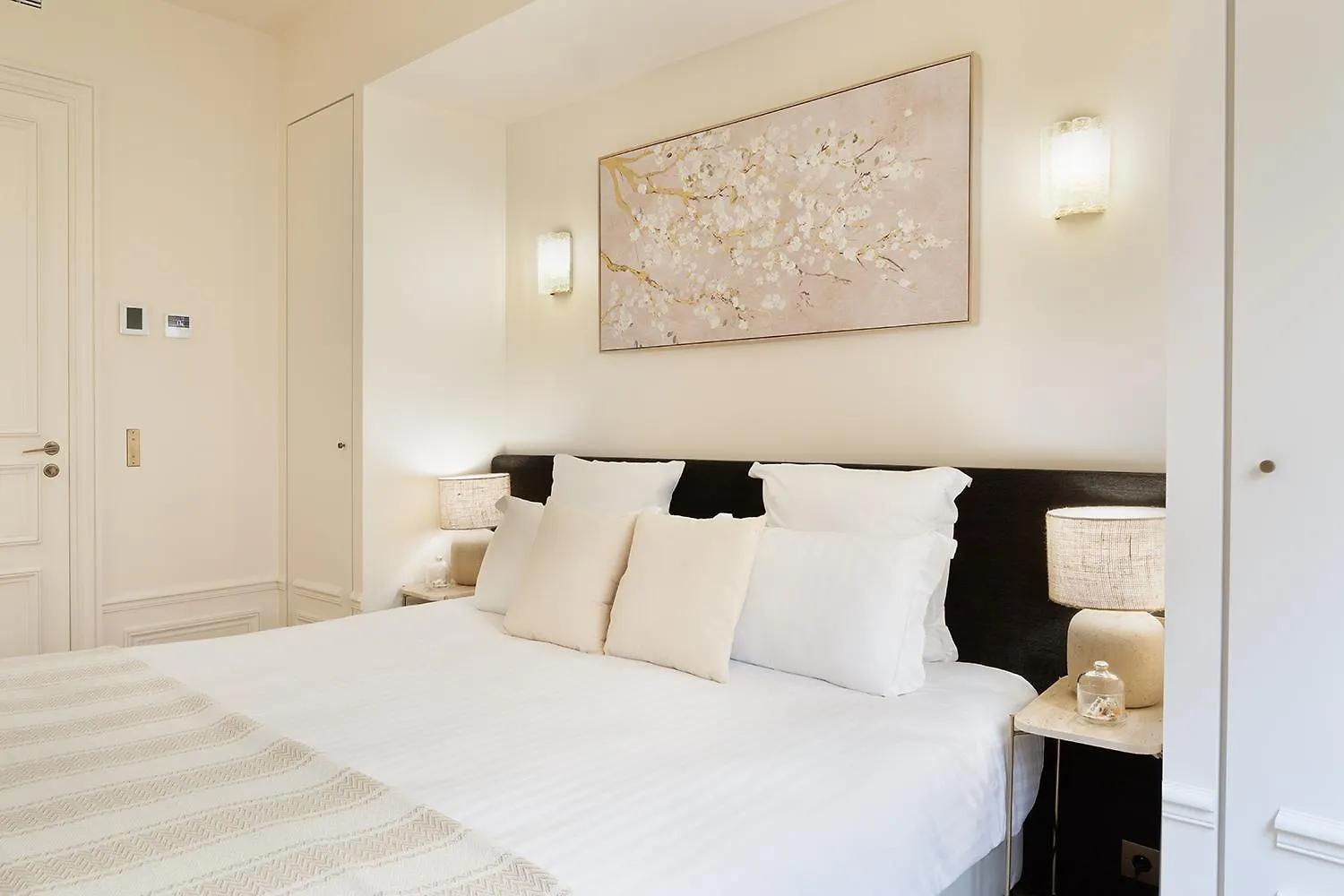 Pick A Flat'S Apartements With Services In Louvre - Rue Des Halles Paris França