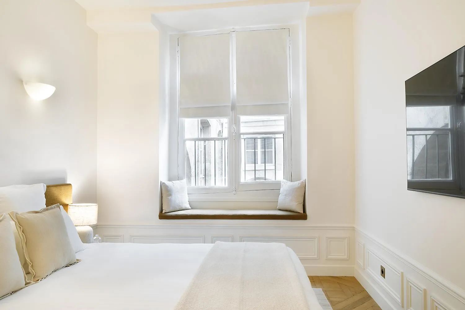 Pick A Flat'S Apartements With Services In Louvre - Rue Des Halles Paris