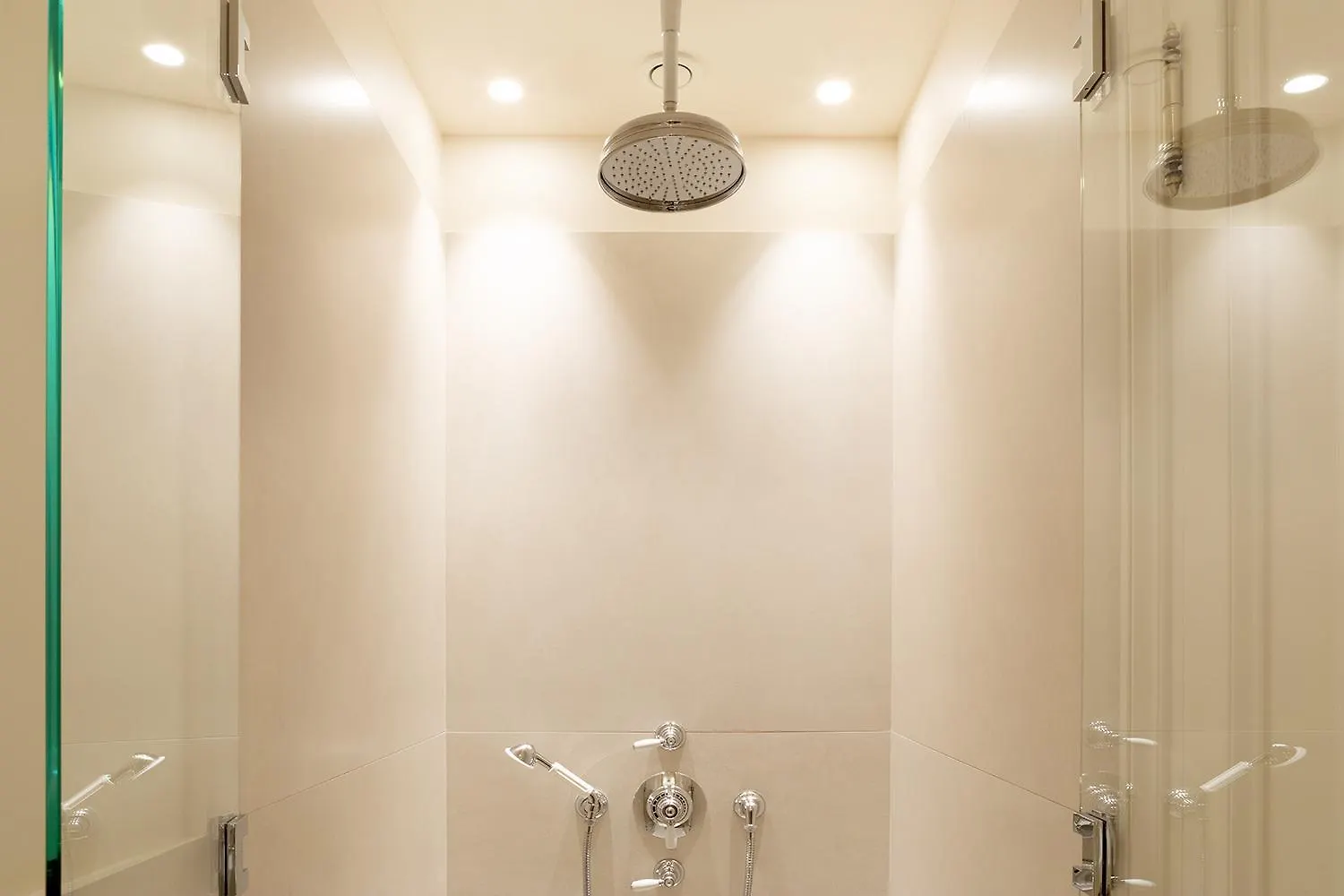 Pick A Flat'S Apartements With Services In Louvre - Rue Des Halles Paris 0*,